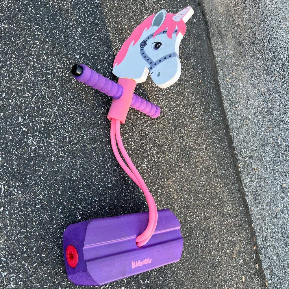Kidoozie Foam Unicorn Jumper - Indoor & Outdoor